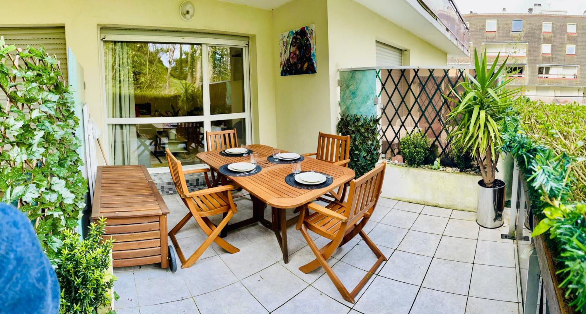Renove Au Calme Avec Terrasse Appartamento Trouville-sur-Mer