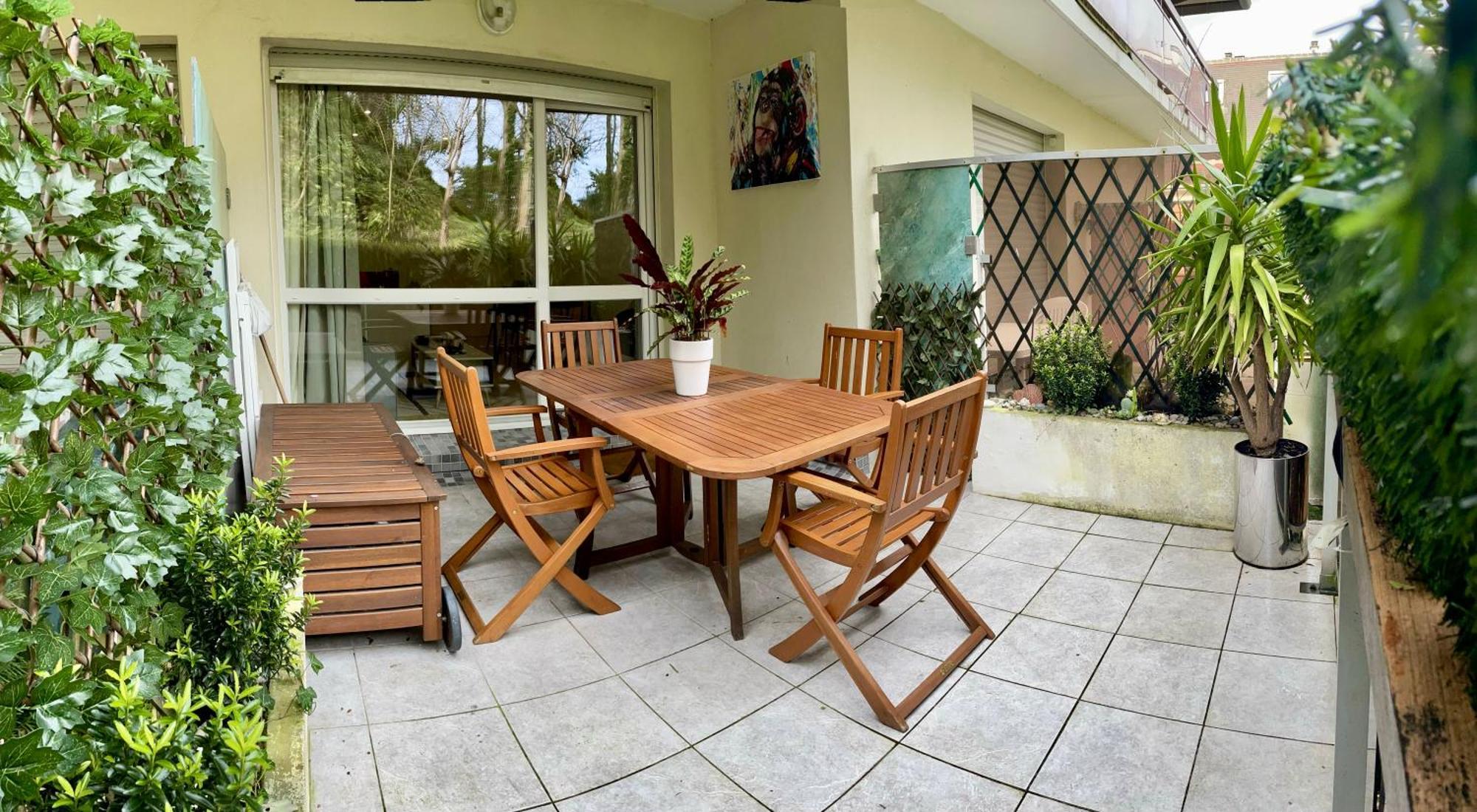 Renove Au Calme Avec Terrasse Apartment